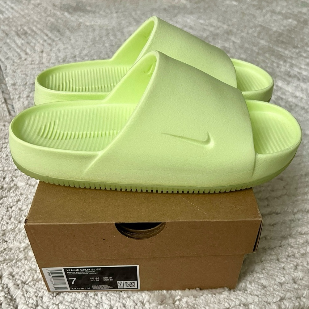 Women’s Nike Calm SE Slides - Light Neon Green